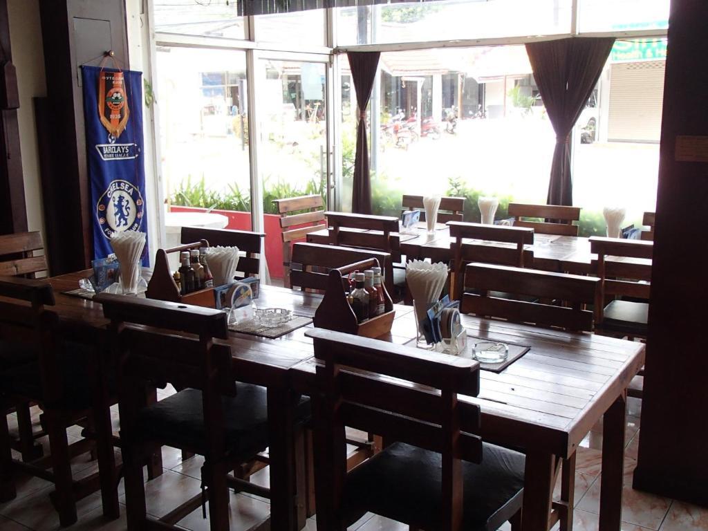 Little Austria Tams Guesthouse Chaweng  Bagian luar foto