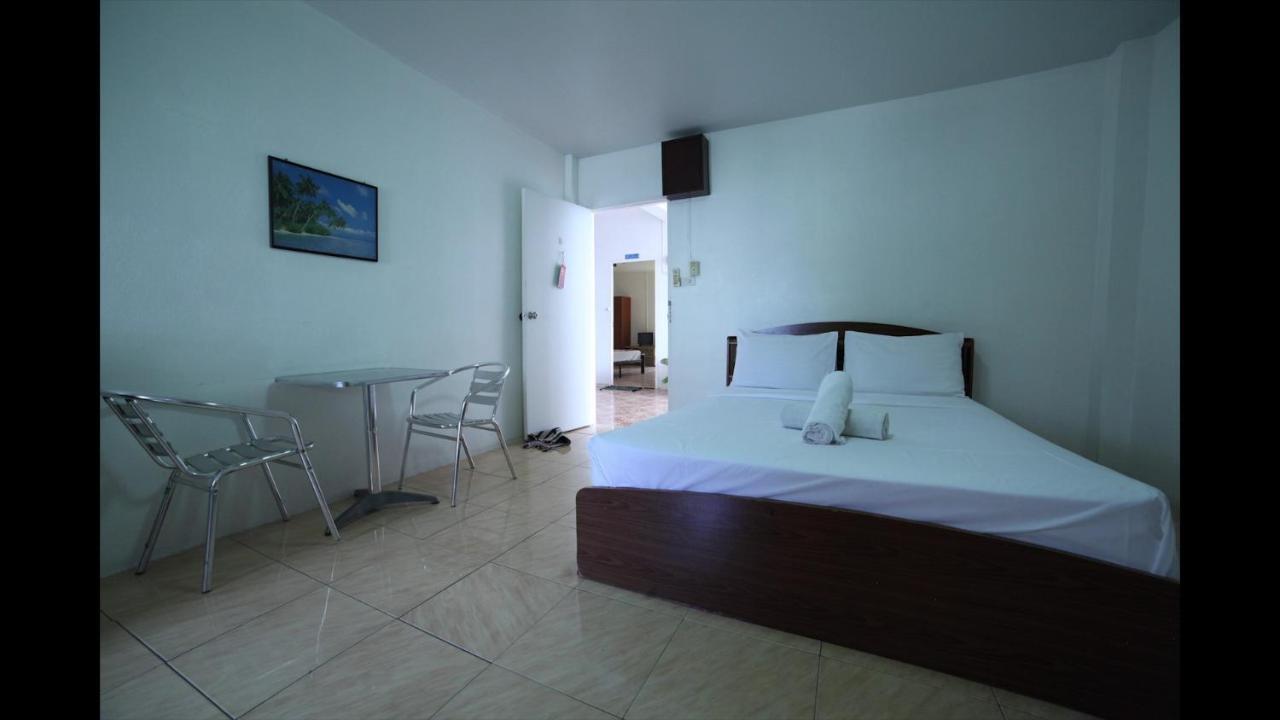 Little Austria Tams Guesthouse Chaweng  Bagian luar foto
