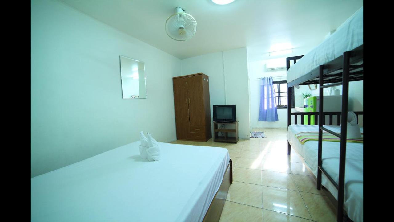 Little Austria Tams Guesthouse Chaweng  Bagian luar foto