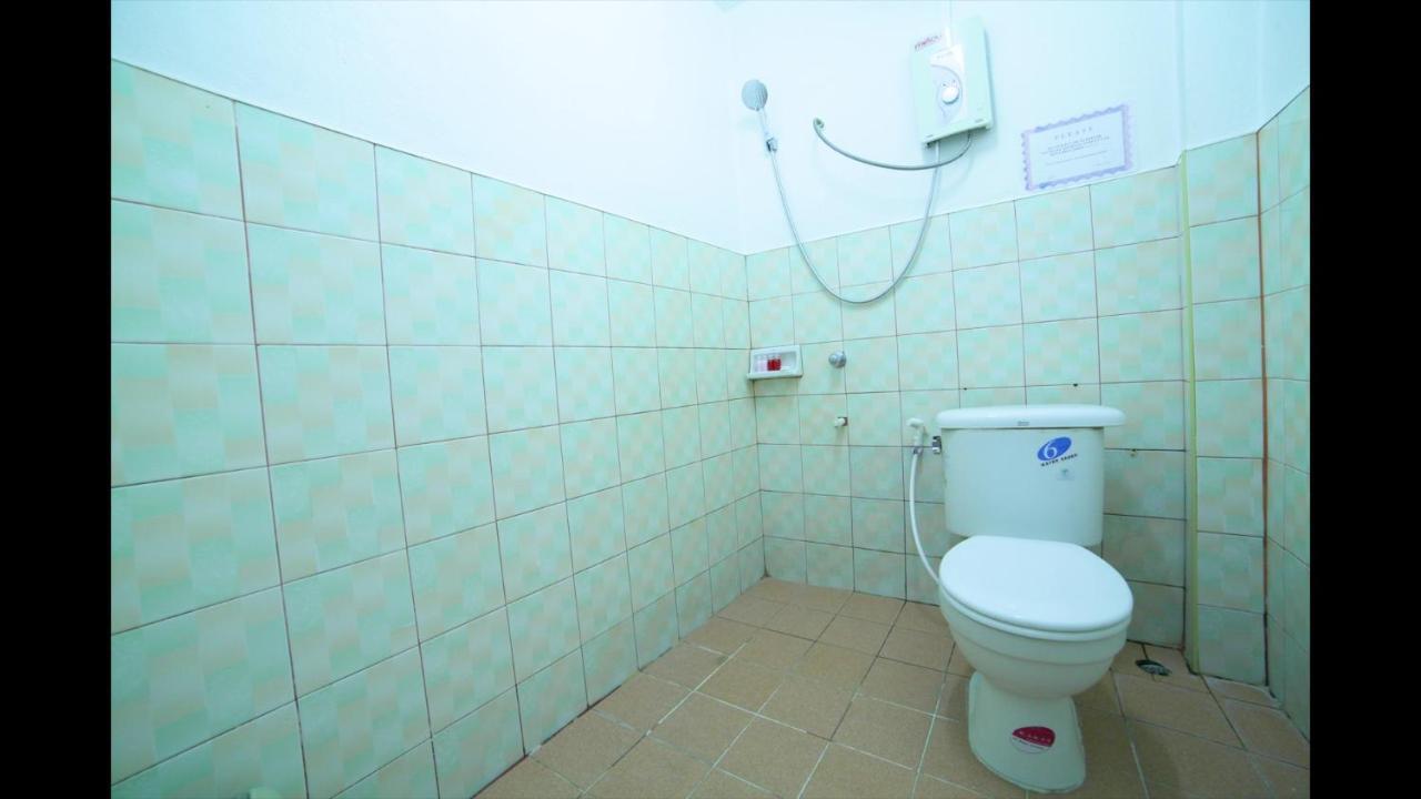 Little Austria Tams Guesthouse Chaweng  Bagian luar foto