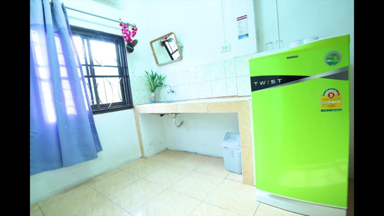 Little Austria Tams Guesthouse Chaweng  Bagian luar foto